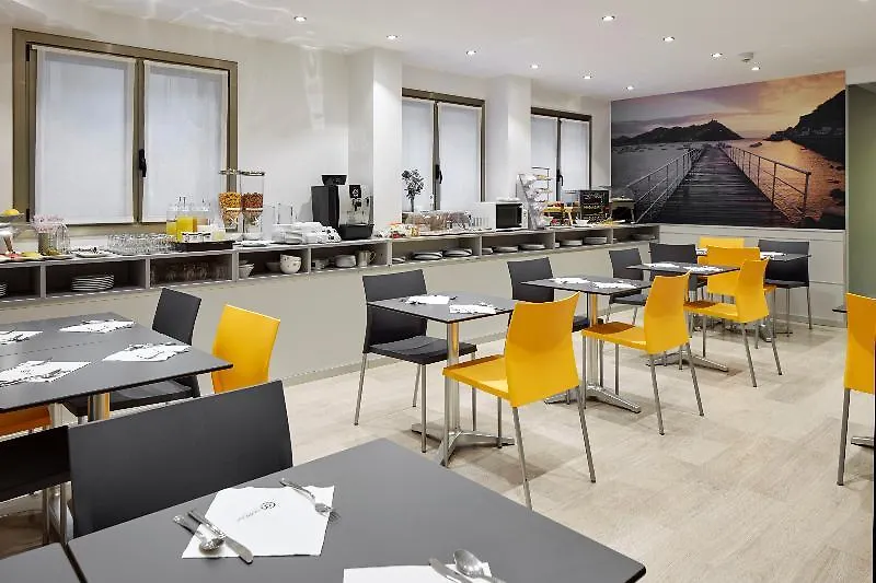 Welcome Gros Hotel San Sebastian 0*,  Spain